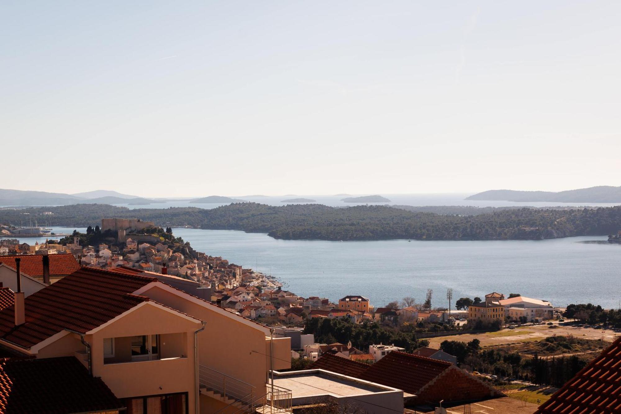 Summer Breeze Apartment - Quiet Place With A Spectacular View And A Garden Sibenik Exterior photo
